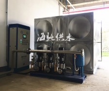 山东水箱变频供水设备生产(江苏不锈钢水箱厂家联系方式)