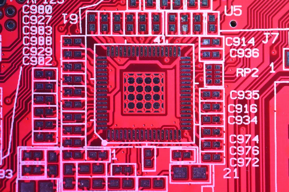 在基于AH8650的200mA电源设计中，输入和输出电容的合理计算对纹波优化至关重要	。以下是关键步骤和公式,第2张